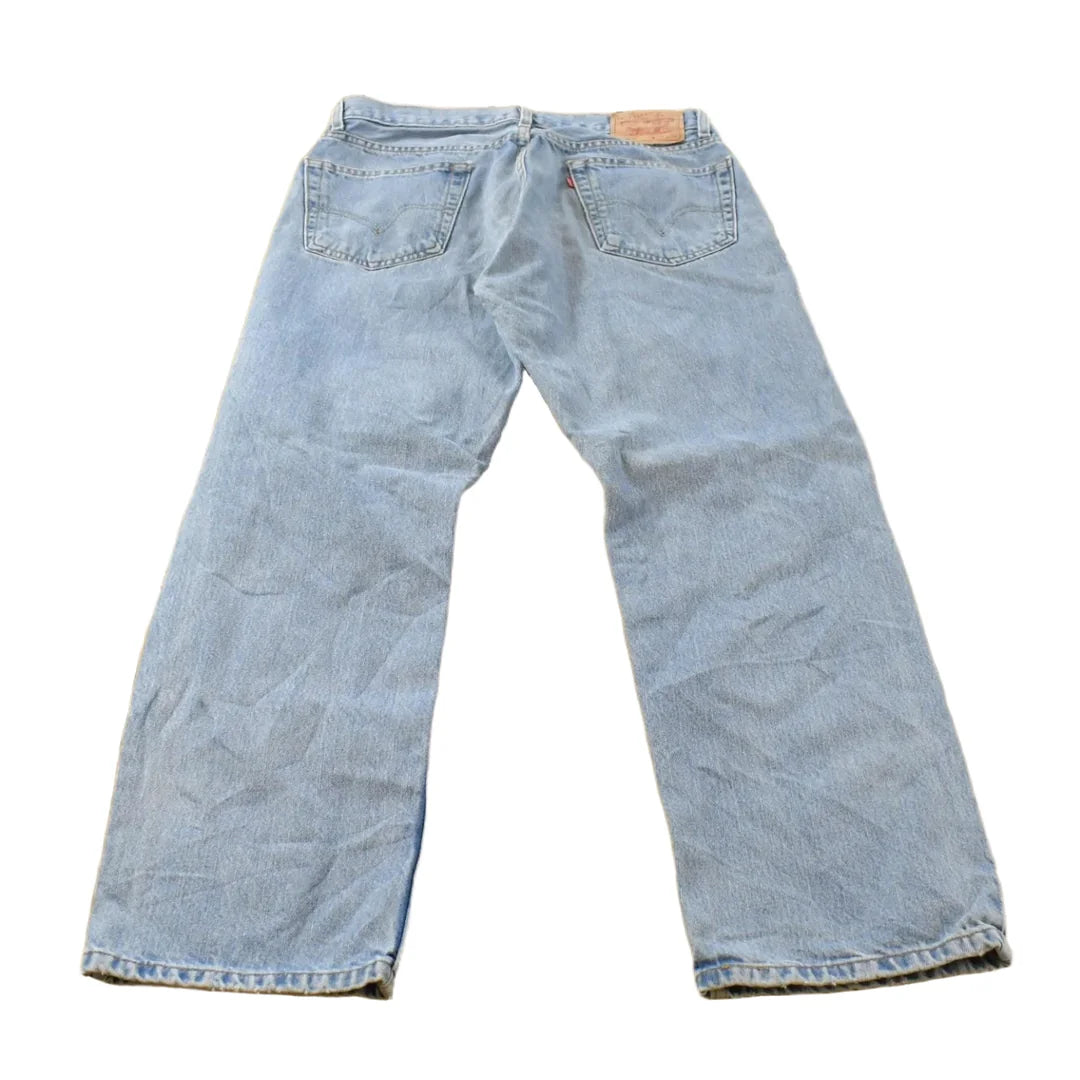 Vintage 2000s Levi's 505 Regular Fit Denim Jeans Men's 33 x 28.5 from propervintagecanada