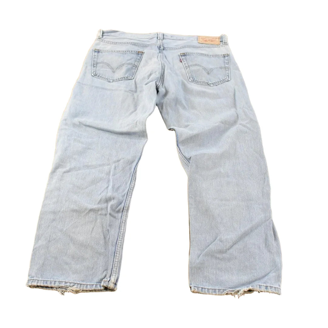 Vintage 2000s Levi's 505 Regular Fit Denim Jeans Men's 36 x 28 from propervintagecanada