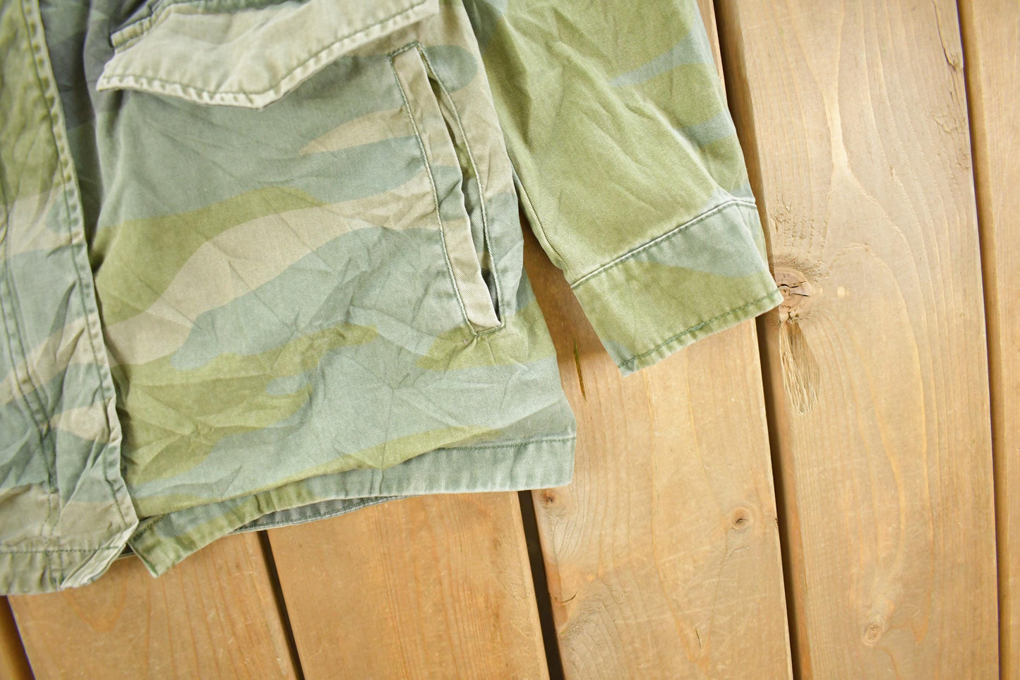 Vintage 2000s Levi's Camo Hunting Jacket Men's XS from propervintagecanada