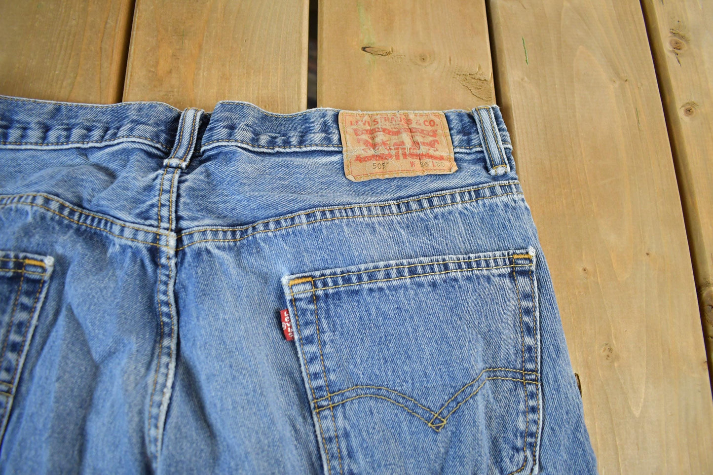 Vintage 2000s Levi Strauss Tab Denim Jeans Men's Medium 34 x 30 from propervintagecanada