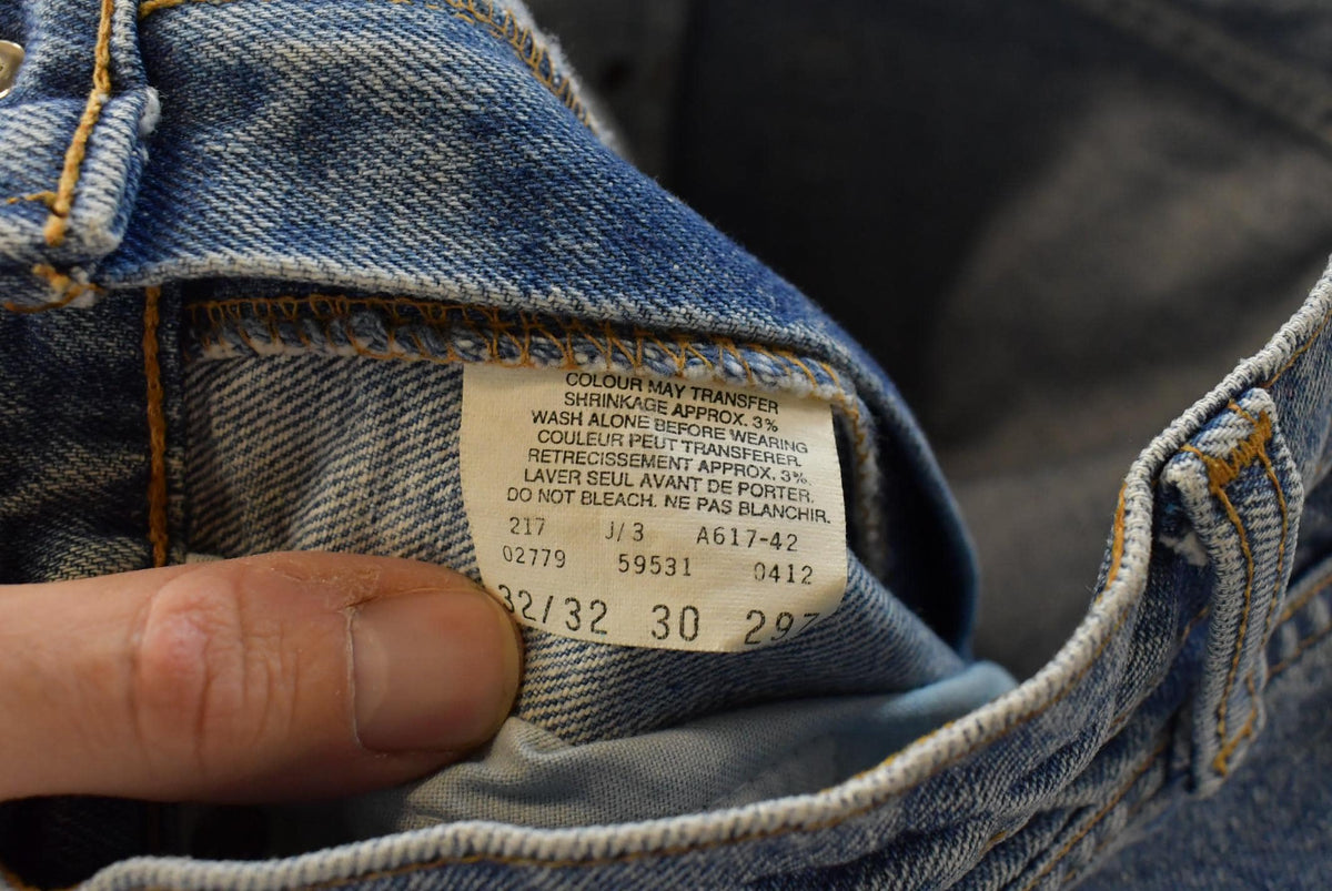 Vintage 2000s Levis Slim Fit 531 Denim Blue Jeans Men's 28 x 31 from propervintagecanada