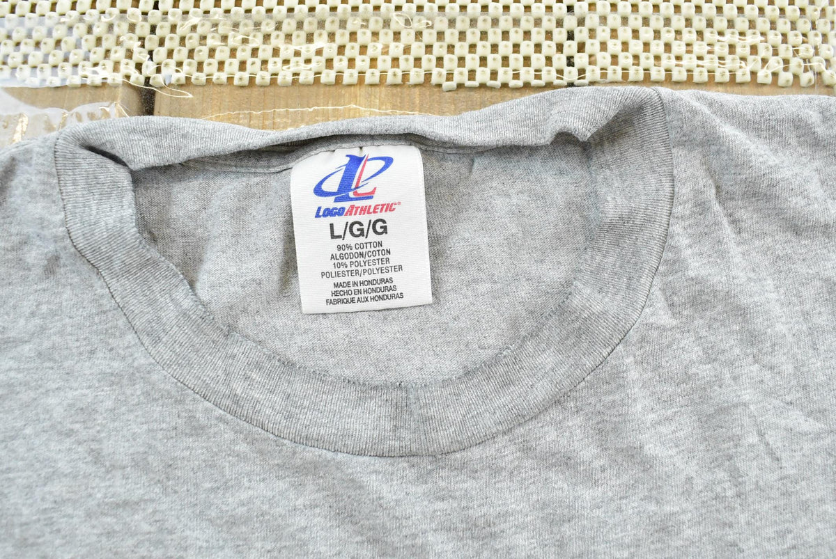 Vintage 2000s Logo Athletic Green Bay Packers Graphic T Shirt Mens L from propervintagecanada