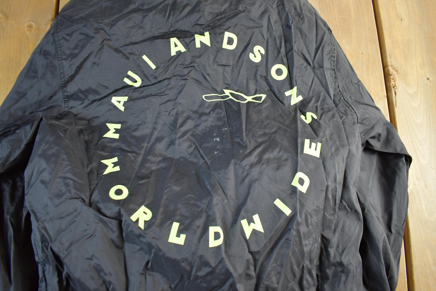 Vintage 2000s Maui & Sons Surf Windbreaker Jacket Men's Medium from propervintagecanada