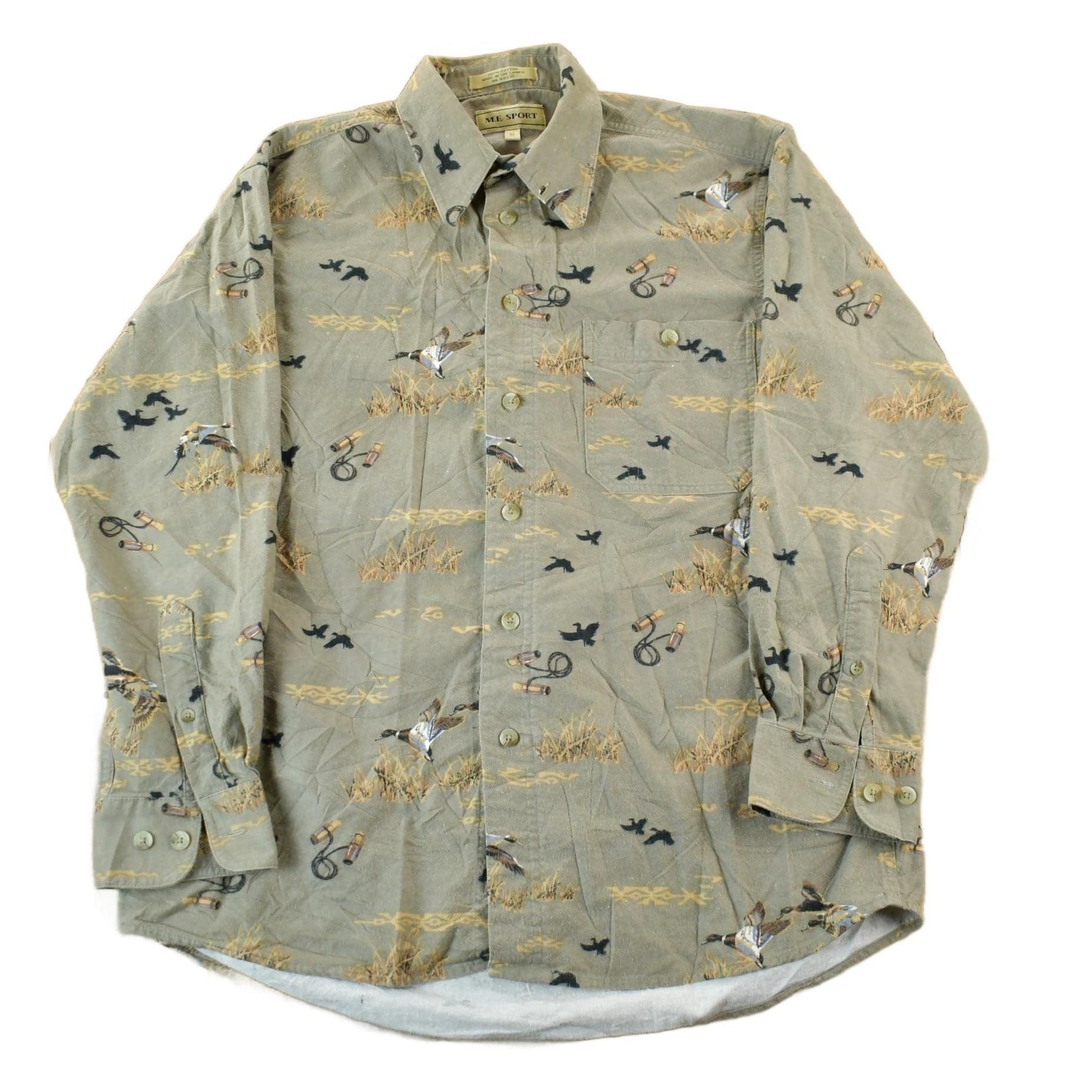 Vintage 2000s Me Sport Ducks All Over Print Button Up Shirt Men's Medium from propervintagecanada
