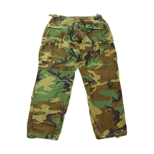 Vintage 2000s Military Army Camouflage Cargo Pants Men's 35 x 31 from propervintagecanada