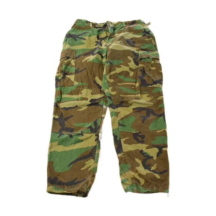 Vintage 2000s Military Army Camouflage Cargo Pants Men's 35 x 31 from propervintagecanada