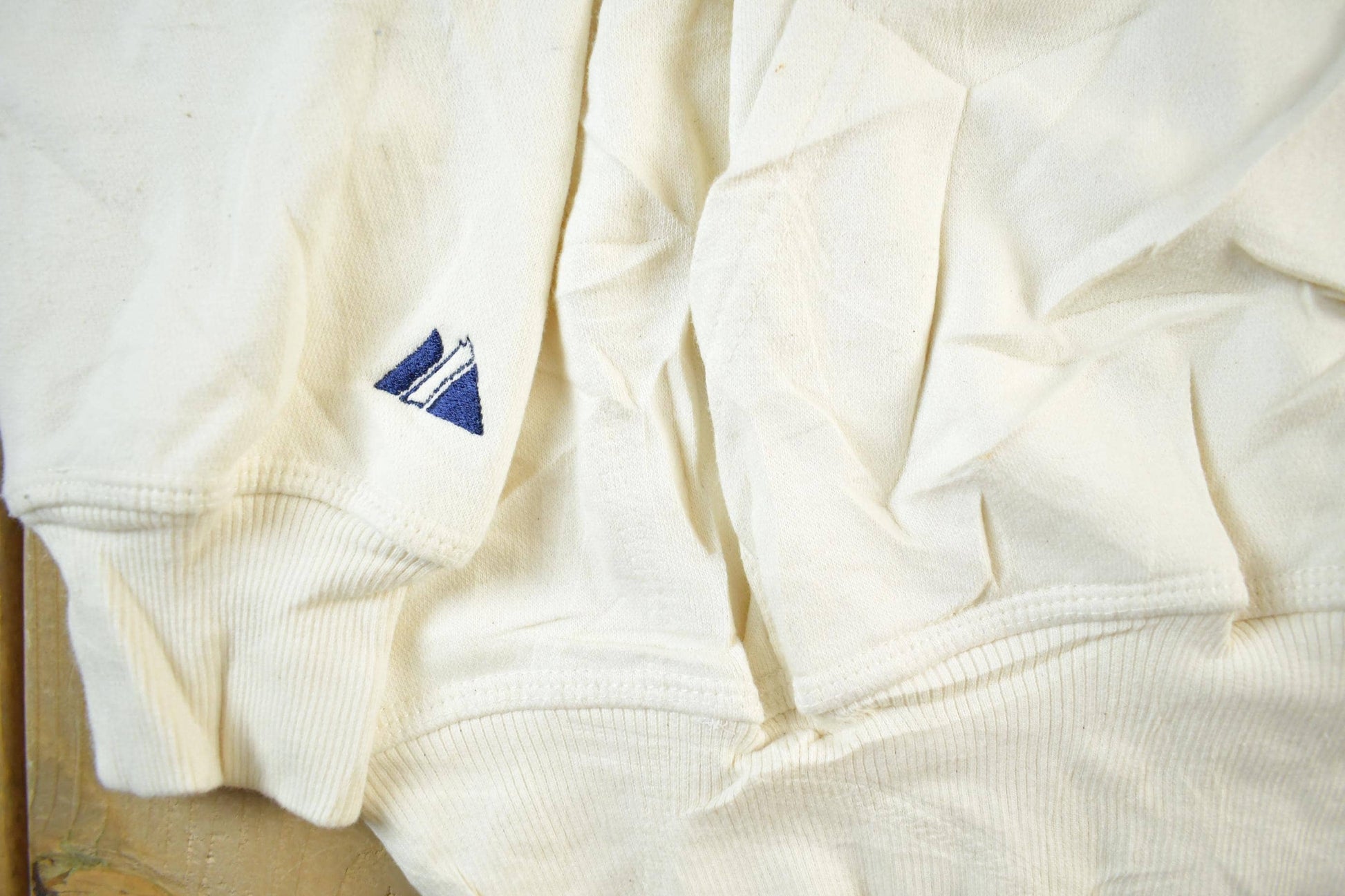 Vintage 2000s Minnesota Twins MLB Hoodie Sweatshirt Men's Large from propervintagecanada