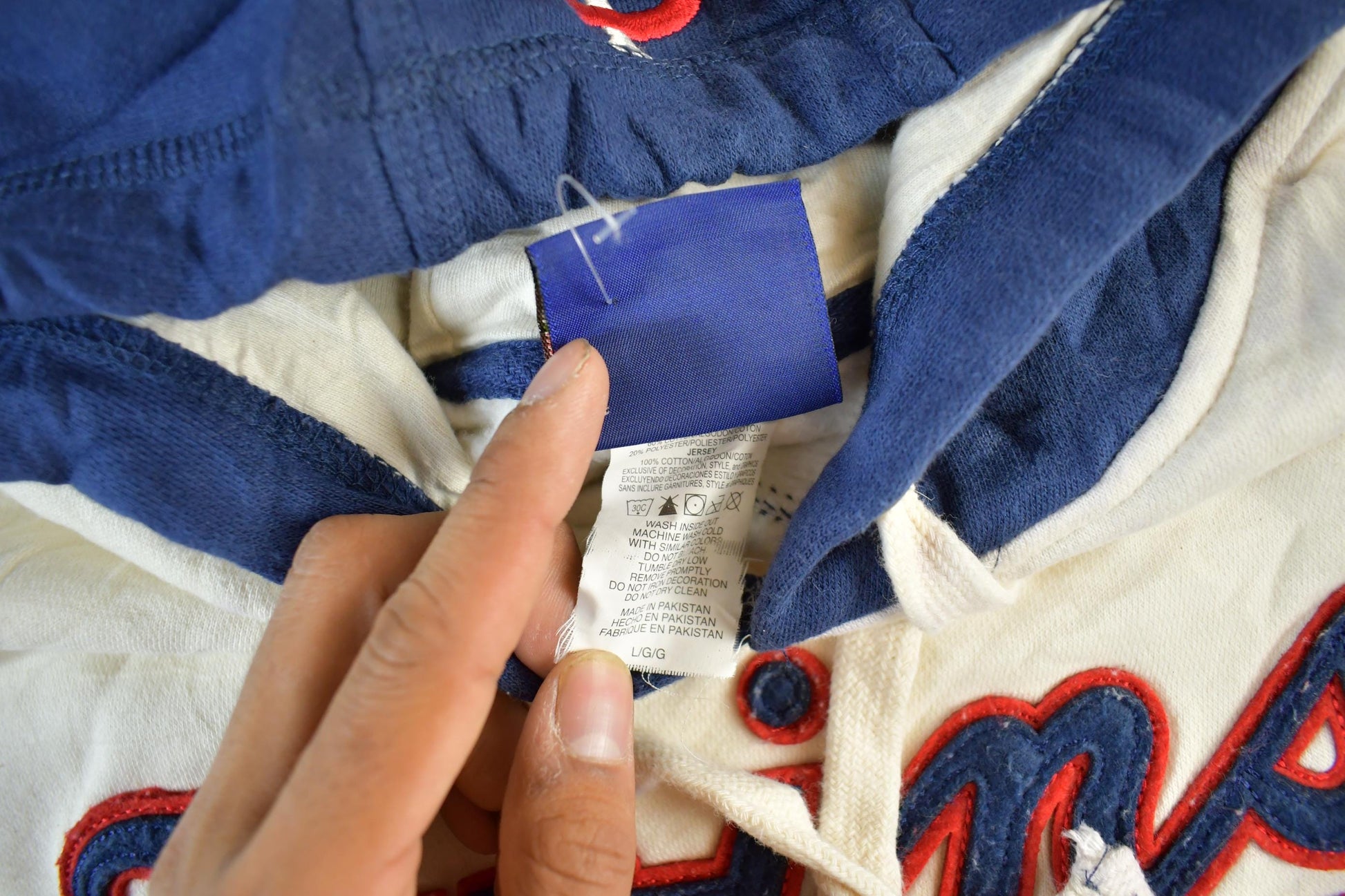 Vintage 2000s Minnesota Twins MLB Hoodie Sweatshirt Men's Large from propervintagecanada