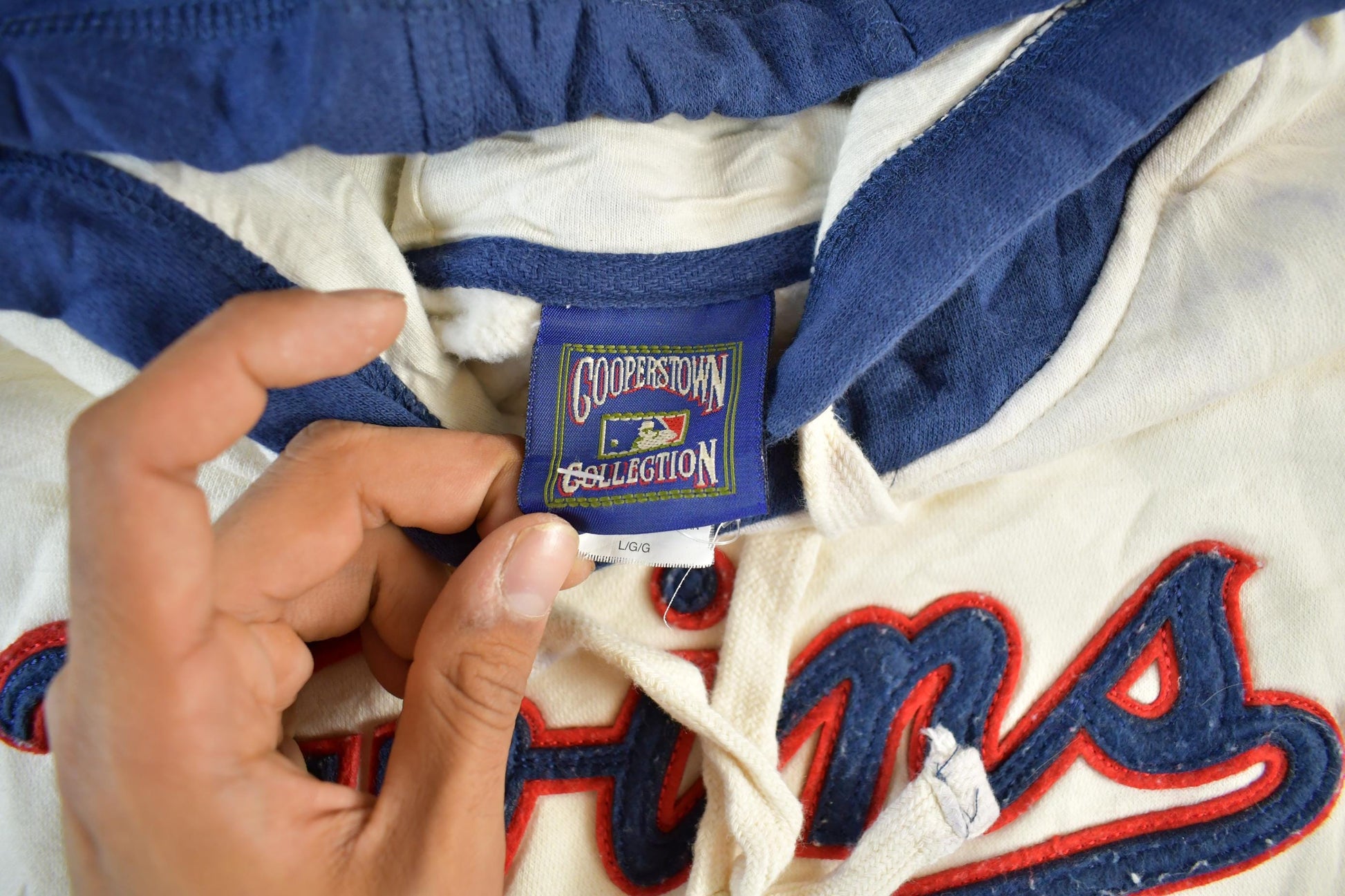 Vintage 2000s Minnesota Twins MLB Hoodie Sweatshirt Men's Large from propervintagecanada