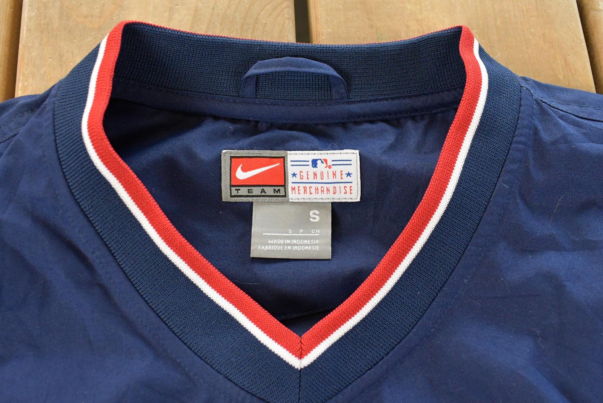 Vintage 2000s Minnesota Twins Nike MLB Pullover Windbreaker Jacket Men's Small from propervintagecanada