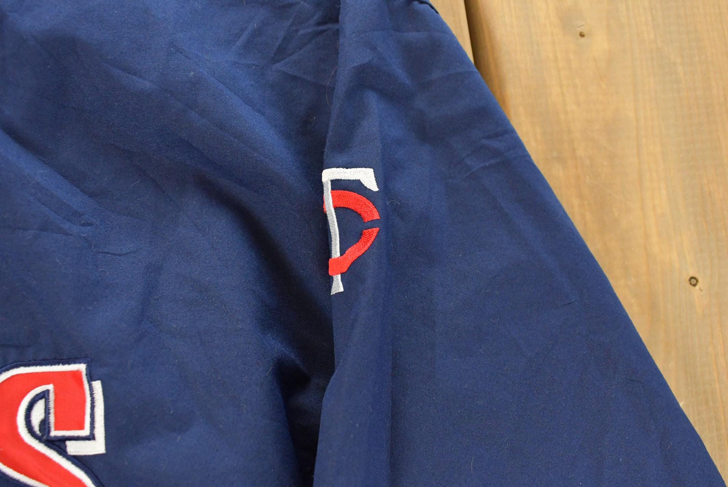 Vintage 2000s Minnesota Twins Nike MLB Pullover Windbreaker Jacket Men's Small from propervintagecanada