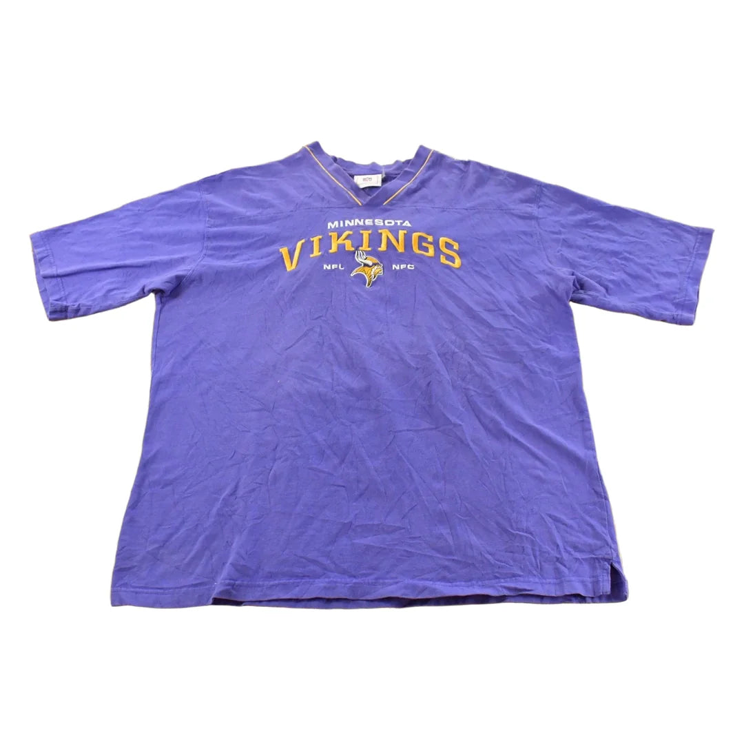 Vintage 2000s Minnesota Vikings NFL V-Neck T-Shirt Men's XL from propervintagecanada