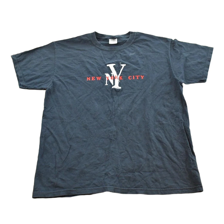 Vintage 2000s New York City Embroidered Graphic Souvenir Travel T-Shirt Mens L from propervintagecanada