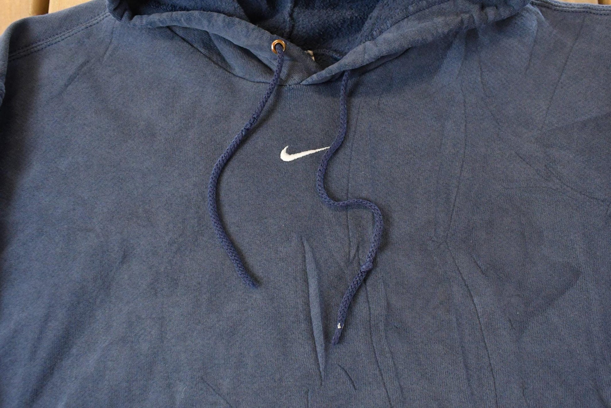 Vintage 2000s Nike Embroidered Mini Middle Swoosh Hoodie Men's XL from propervintagecanada