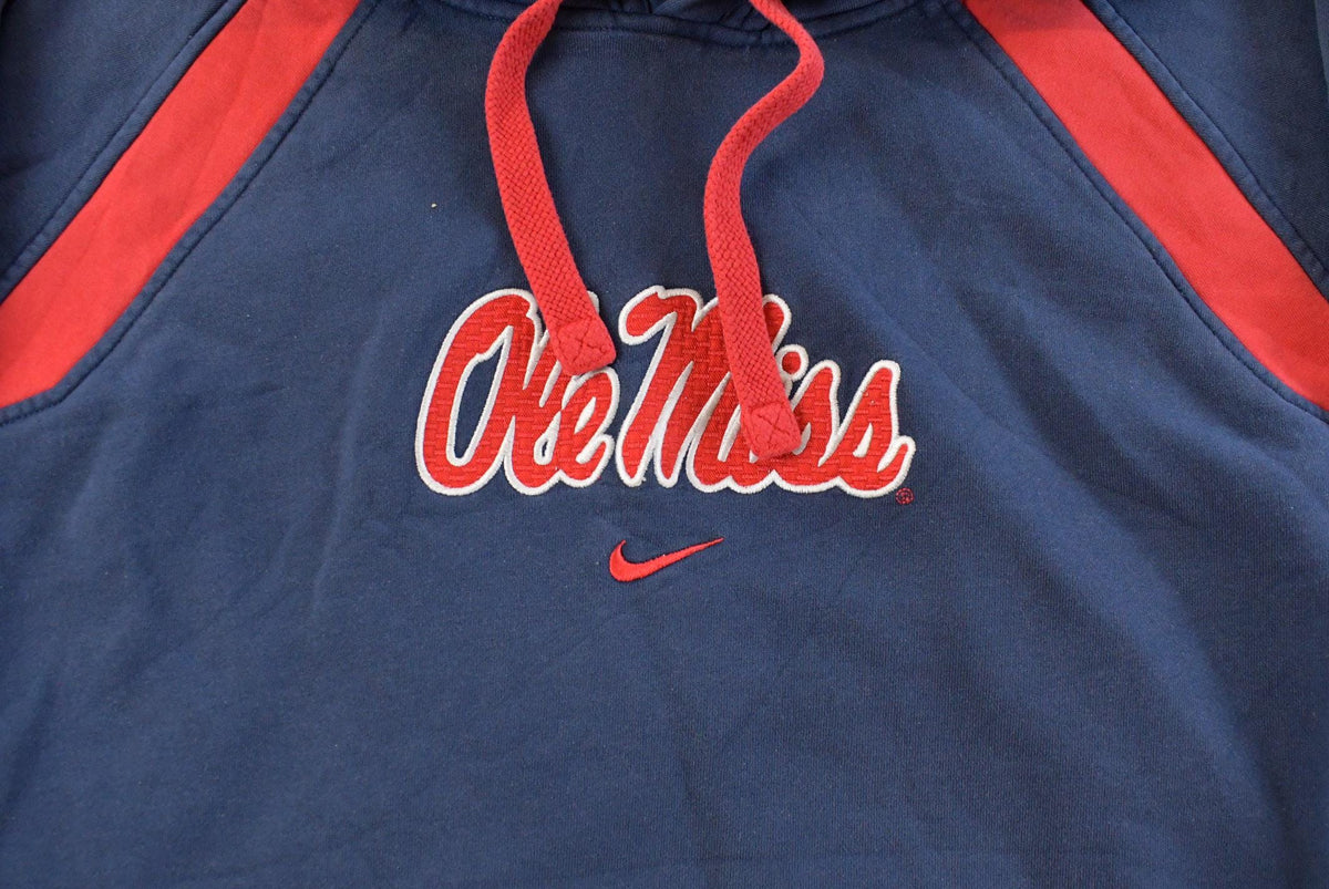 Vintage 2000s Ole Miss Nike Collegiate Hoodie Sweatshirt Men's 2XL from propervintagecanada