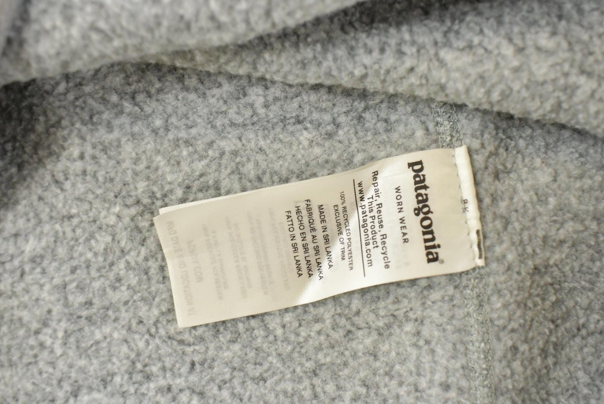Vintage 2000s Patagonia Fleece Quarter Zip Sweater Women's S from propervintagecanada