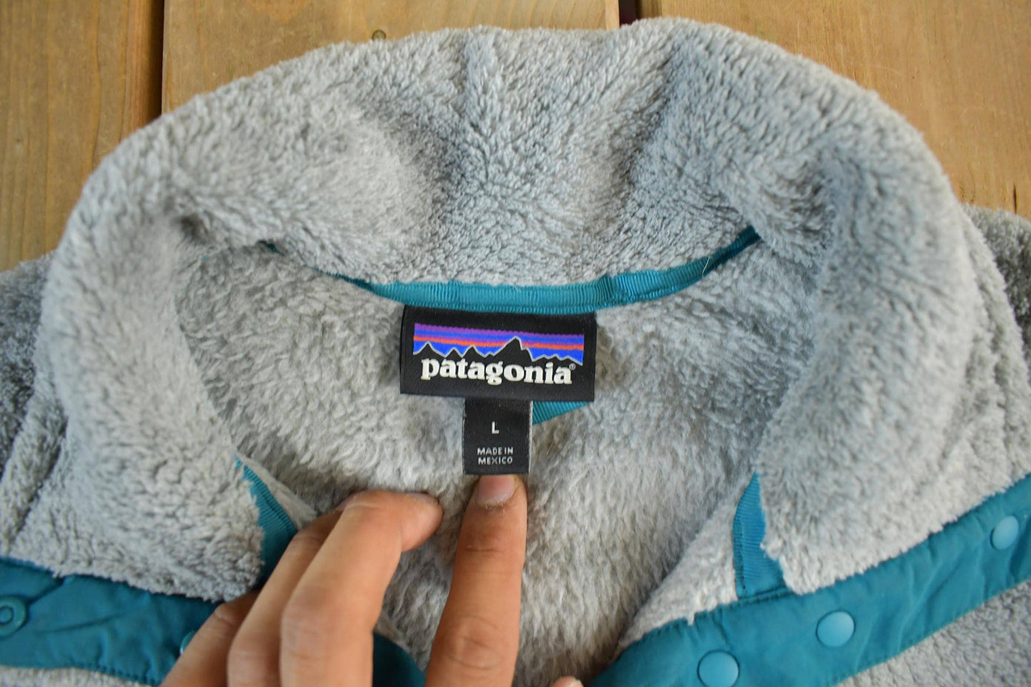 Vintage 2000s Patagonia Snap-T Fleece Sweater Women's M from propervintagecanada