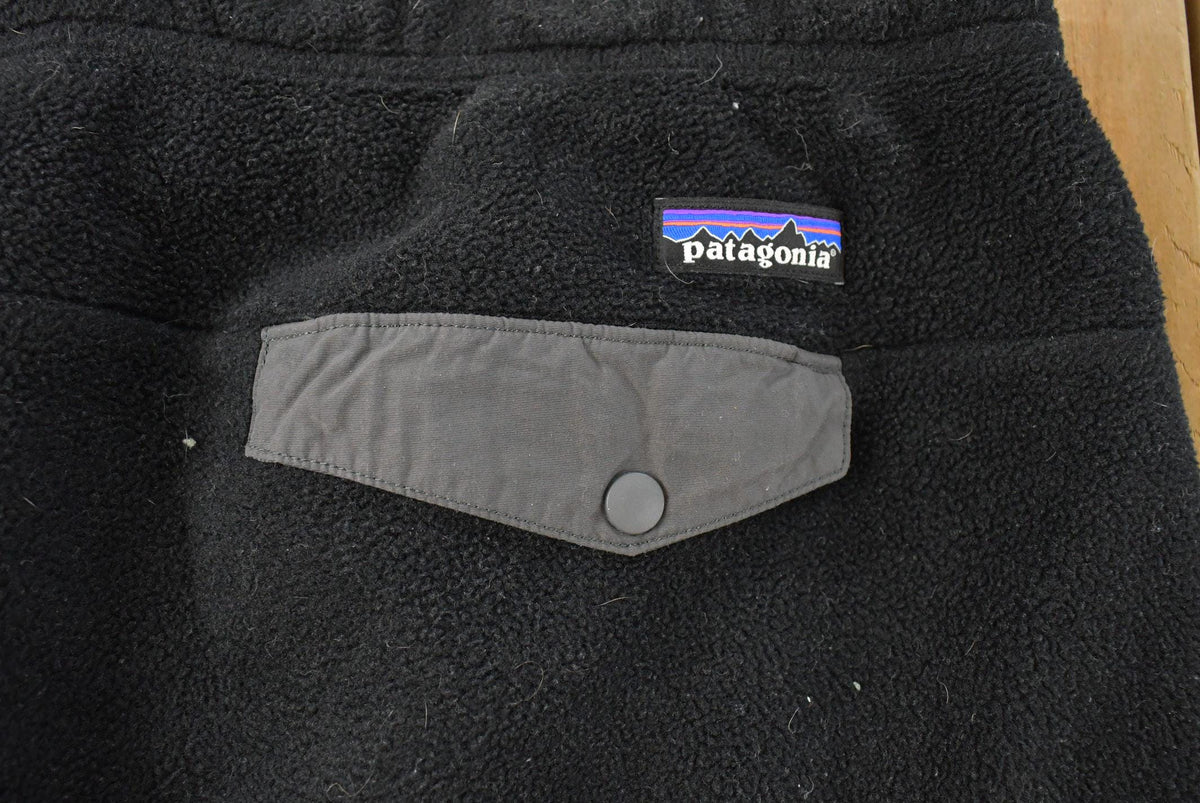 Vintage 2000s Patagonia Synchilla Fleece Winter Pants Men's 2XL from propervintagecanada