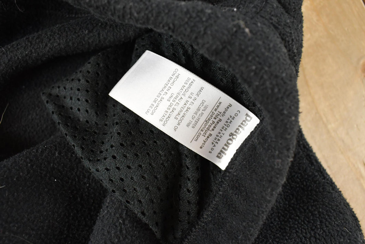 Vintage 2000s Patagonia Synchilla Fleece Winter Pants Men's 2XL from propervintagecanada