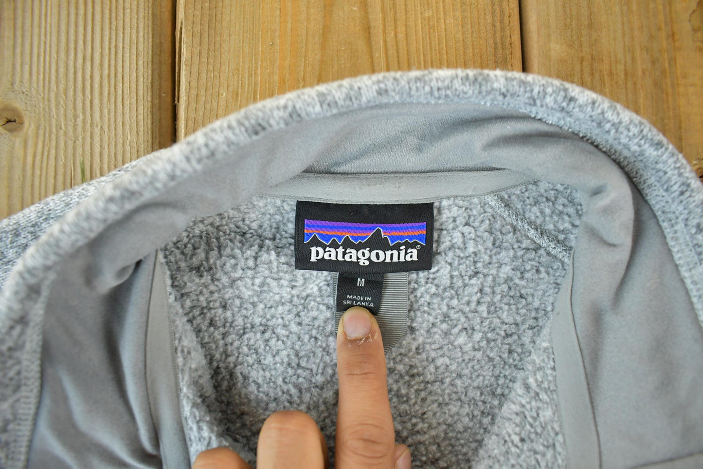 Vintage 2000s Patagonia Zip Up Fleece Sweater Women's Medium from propervintagecanada
