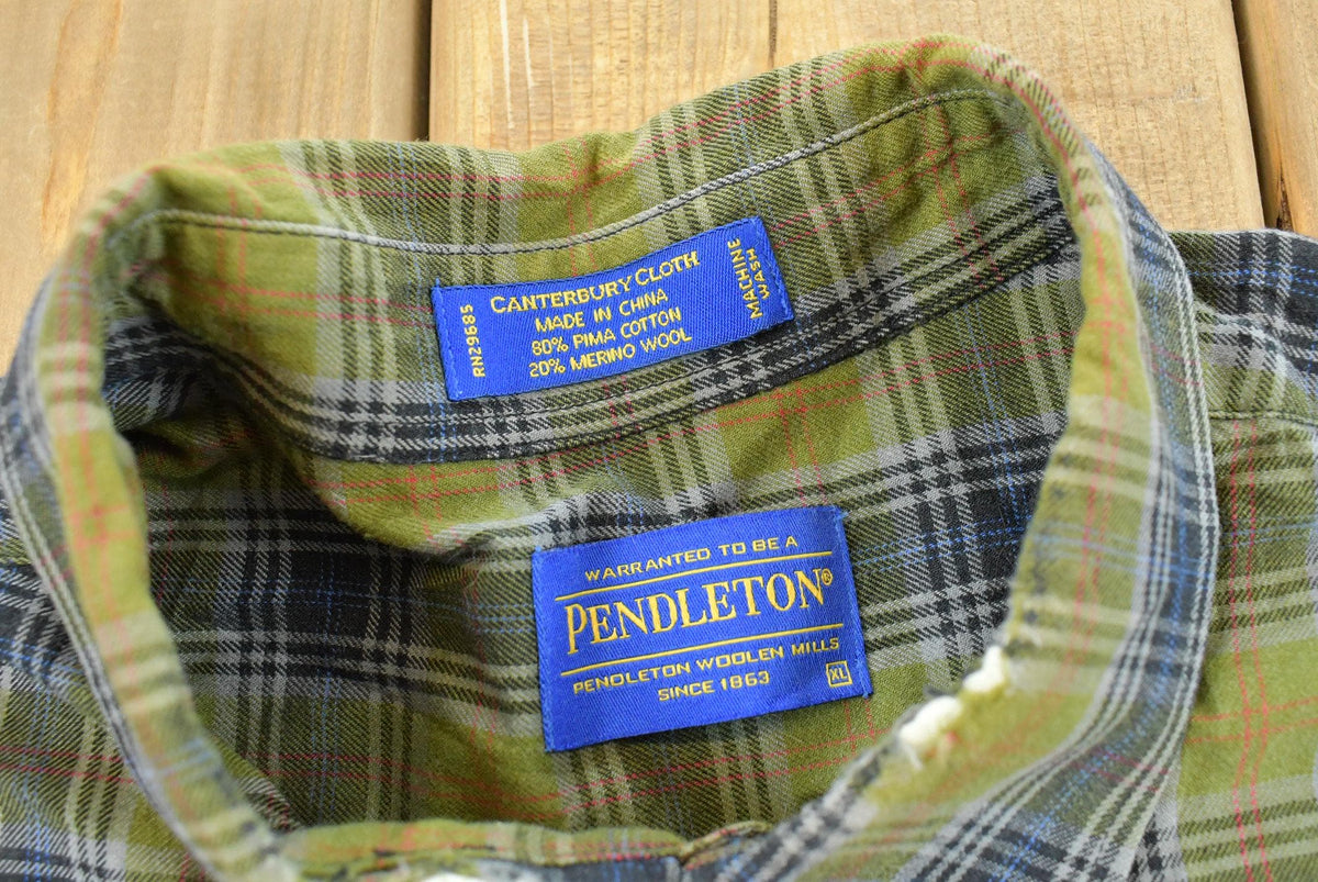 Vintage 2000s Pendleton Cotton Wool Blend Plaid Button Up Shirt Men's XL from propervintagecanada