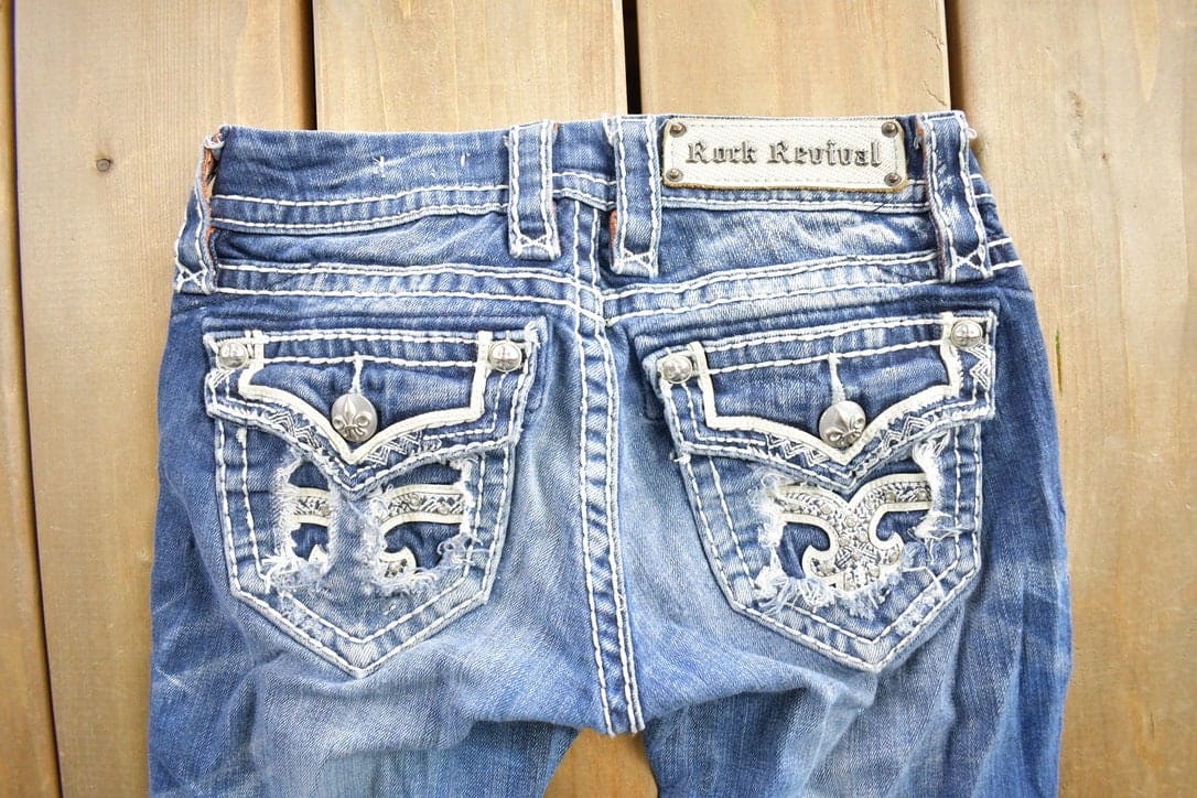 Vintage 2000s Rock Revival Skinny Jeans Women's 24 x 32 from propervintagecanada