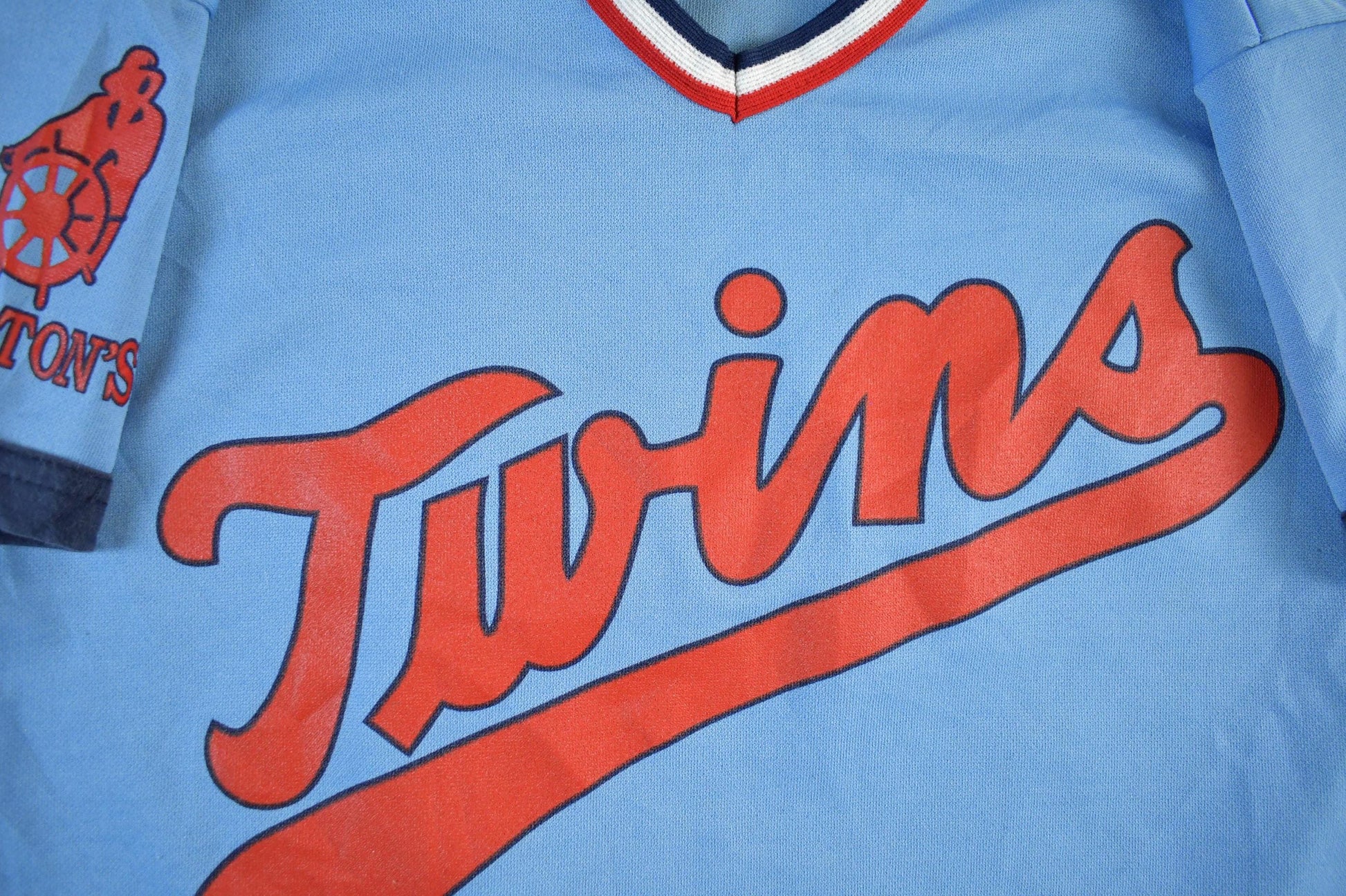 Vintage 2000s Rod Carew Minnesota Twins Baseball Jersey Youth XL from propervintagecanada