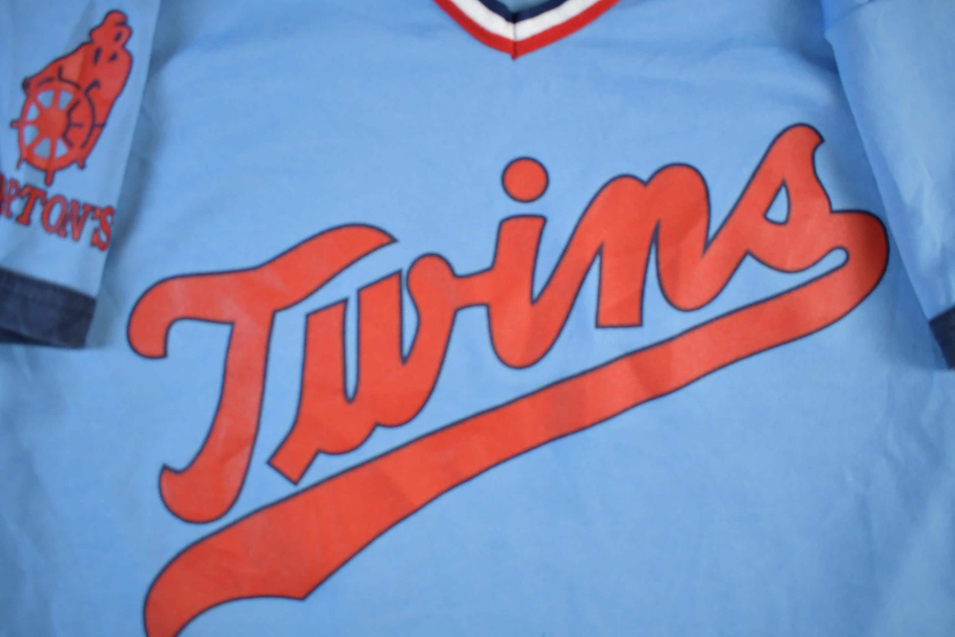 Vintage 2000s Rod Carew Minnesota Twins Baseball Jersey Youth XL from propervintagecanada