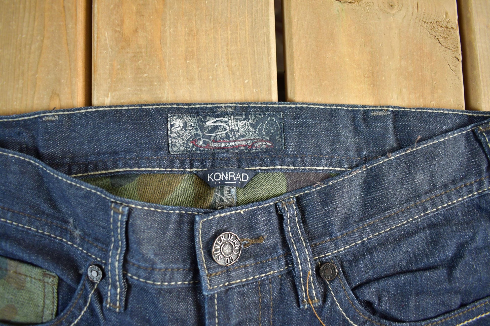 Vintage 2000s Silver Jeans 3 from propervintagecanada