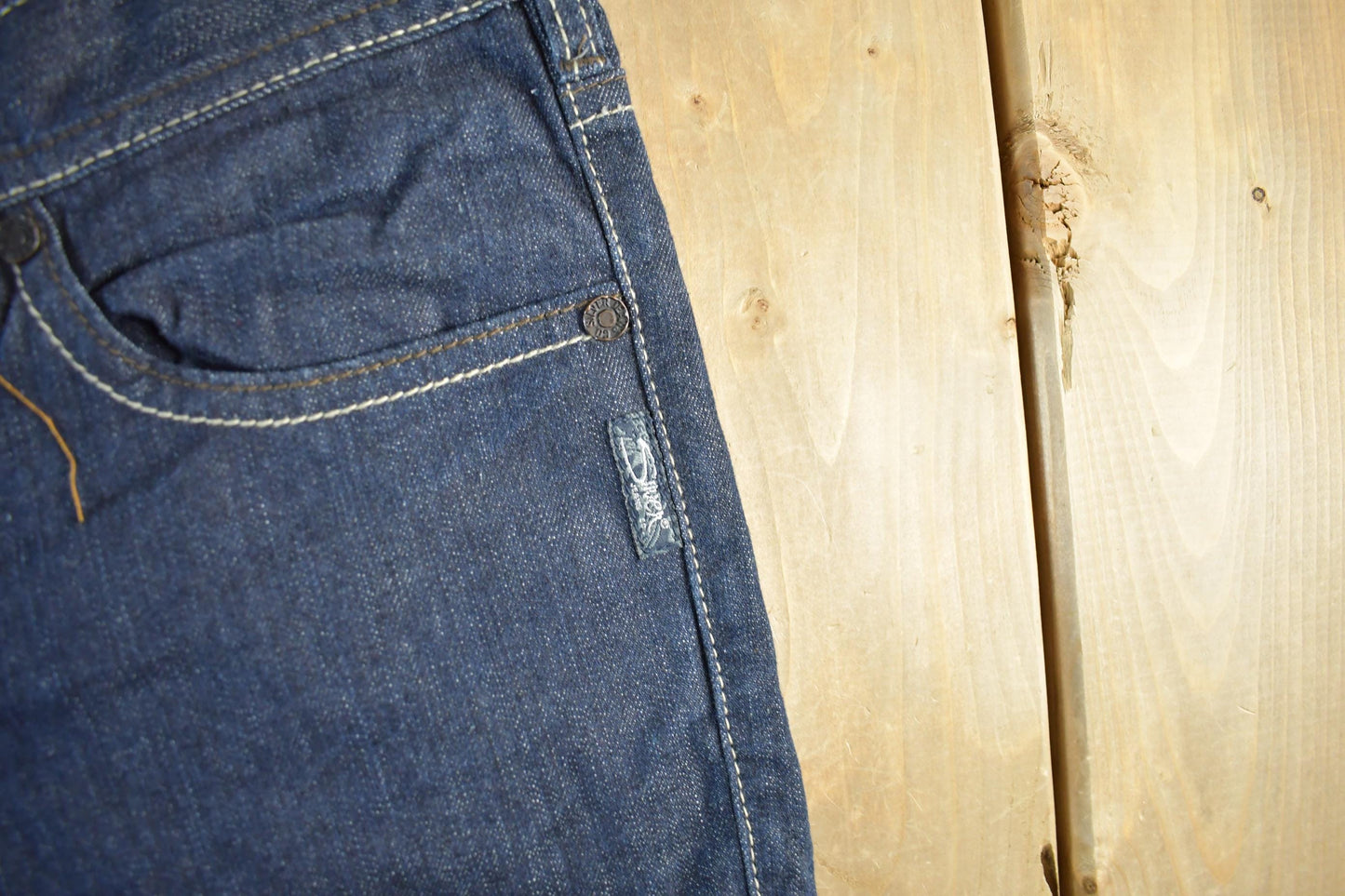 Vintage 2000s Silver Jeans 3 from propervintagecanada