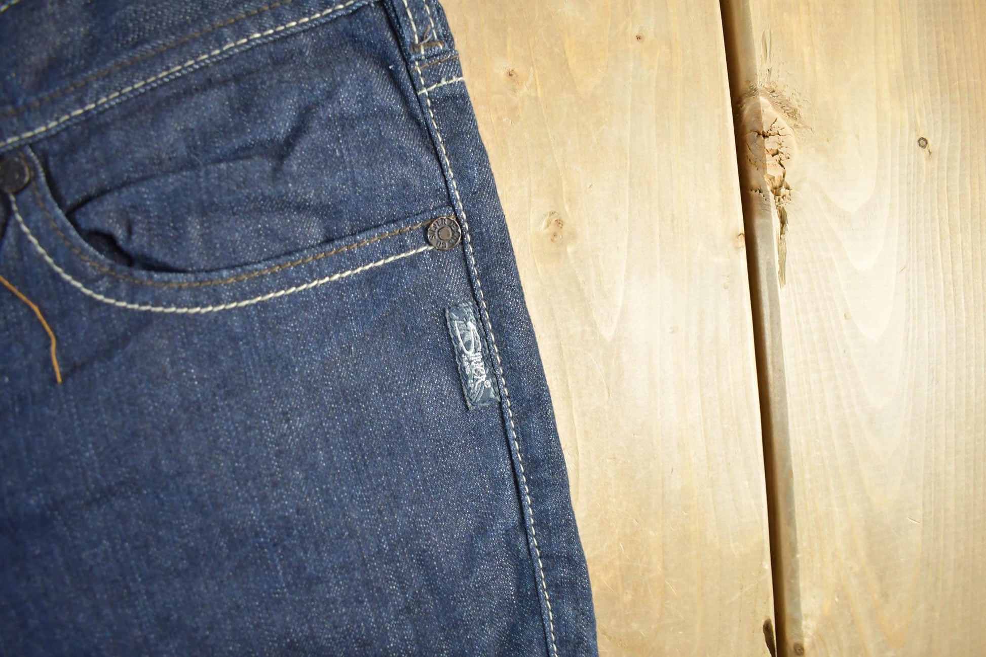 Vintage 2000s Silver Jeans 3 from propervintagecanada