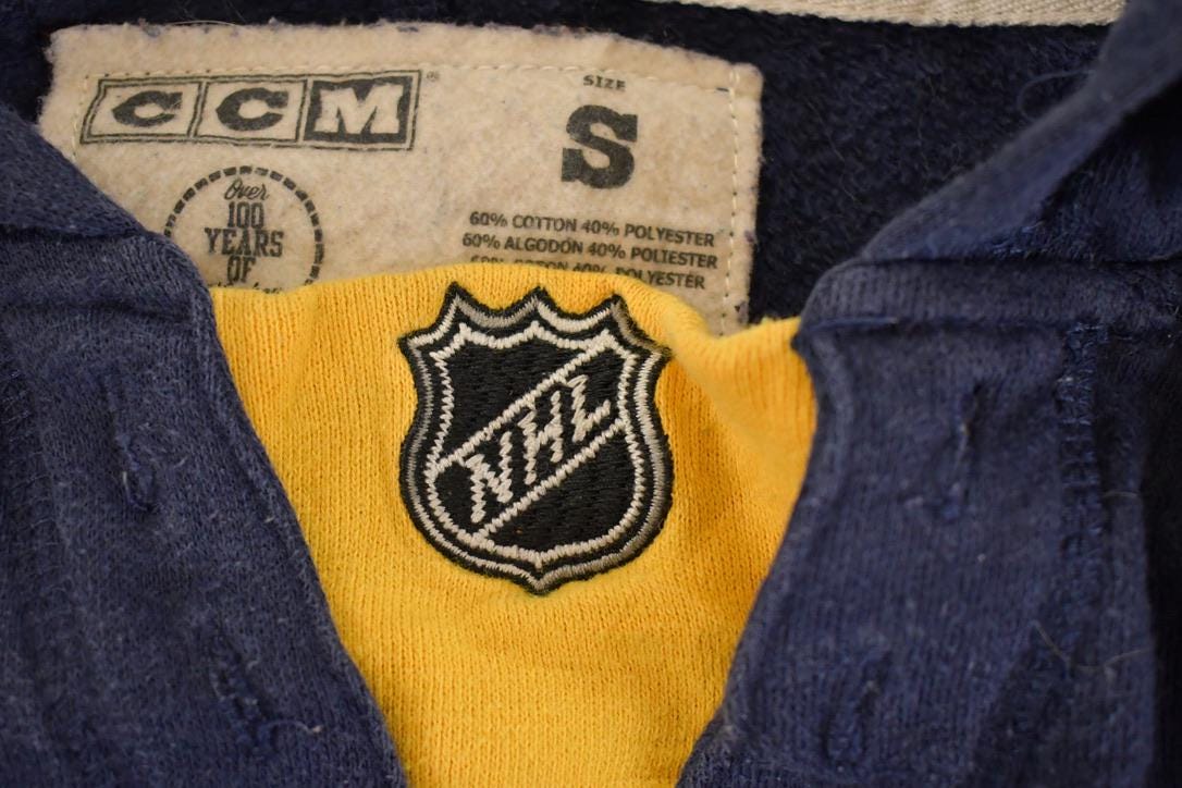 Vintage 2000s St Louis Blues CCM Hoodie Sweatshirt Men's S from propervintagecanada