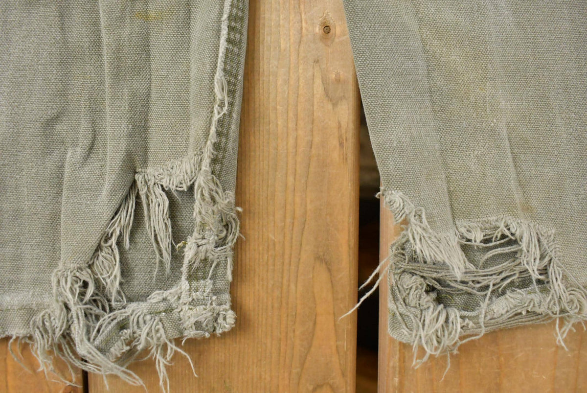Vintage 2000s Thrashed Carhartt Carpenter Pants Men's 35 x 31 from propervintagecanada