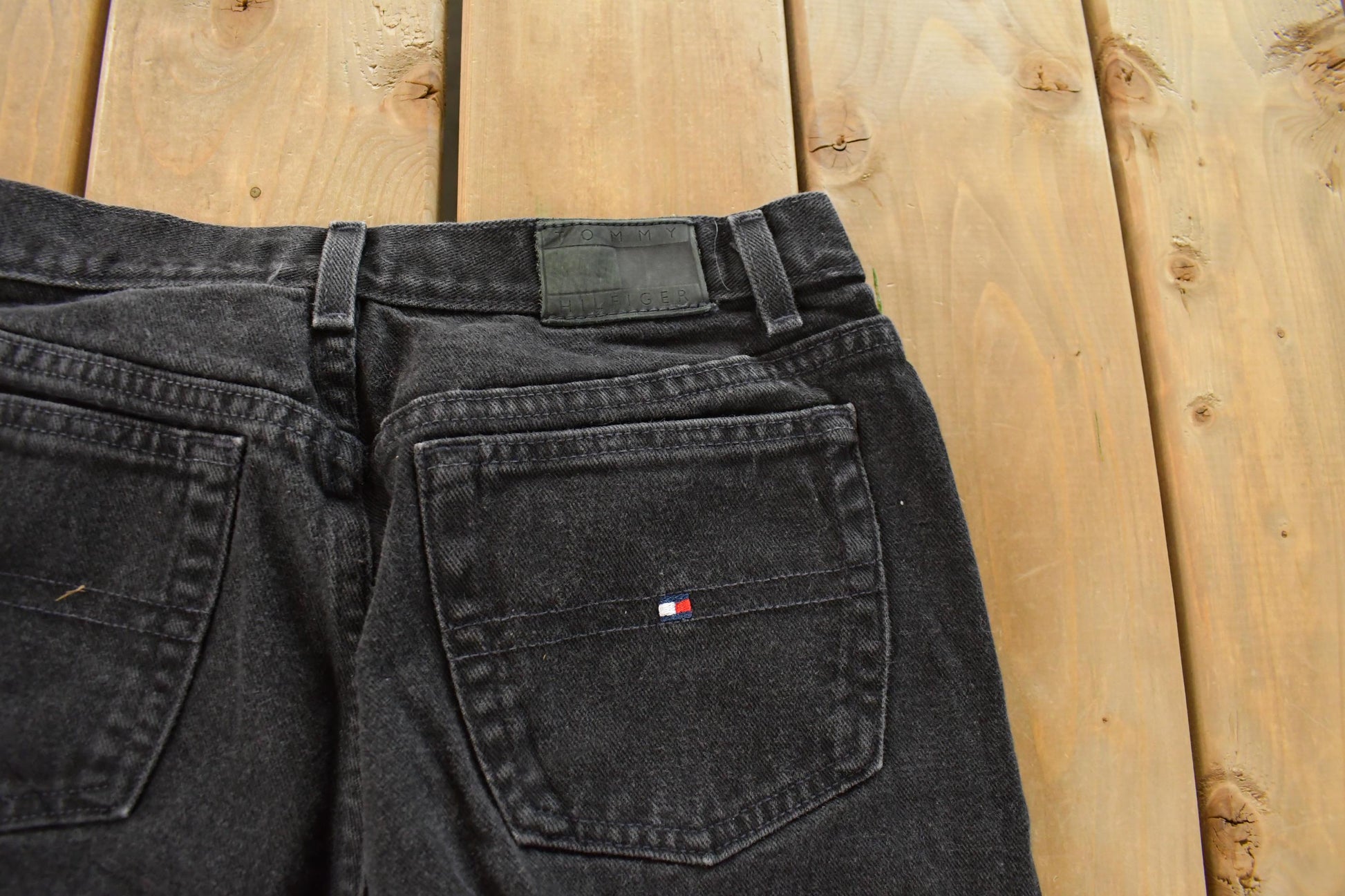 Vintage 2000s Tommy Hilfiger Denim Jeans Women's 30 x 30 / Y2K Tommy / Streetwear / Vintage Pants from propervintagecanada