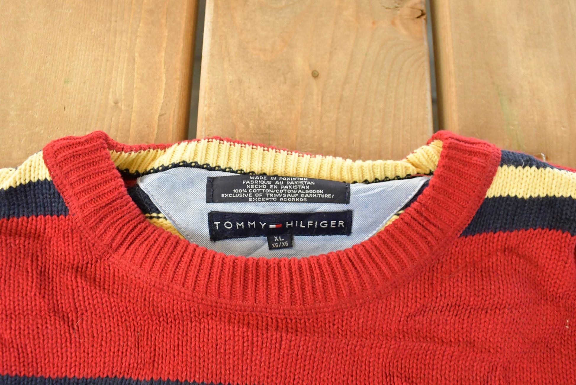 Vintage 2000s Tommy Hilfiger Embroidered Knit Sweater Men's XL from propervintagecanada