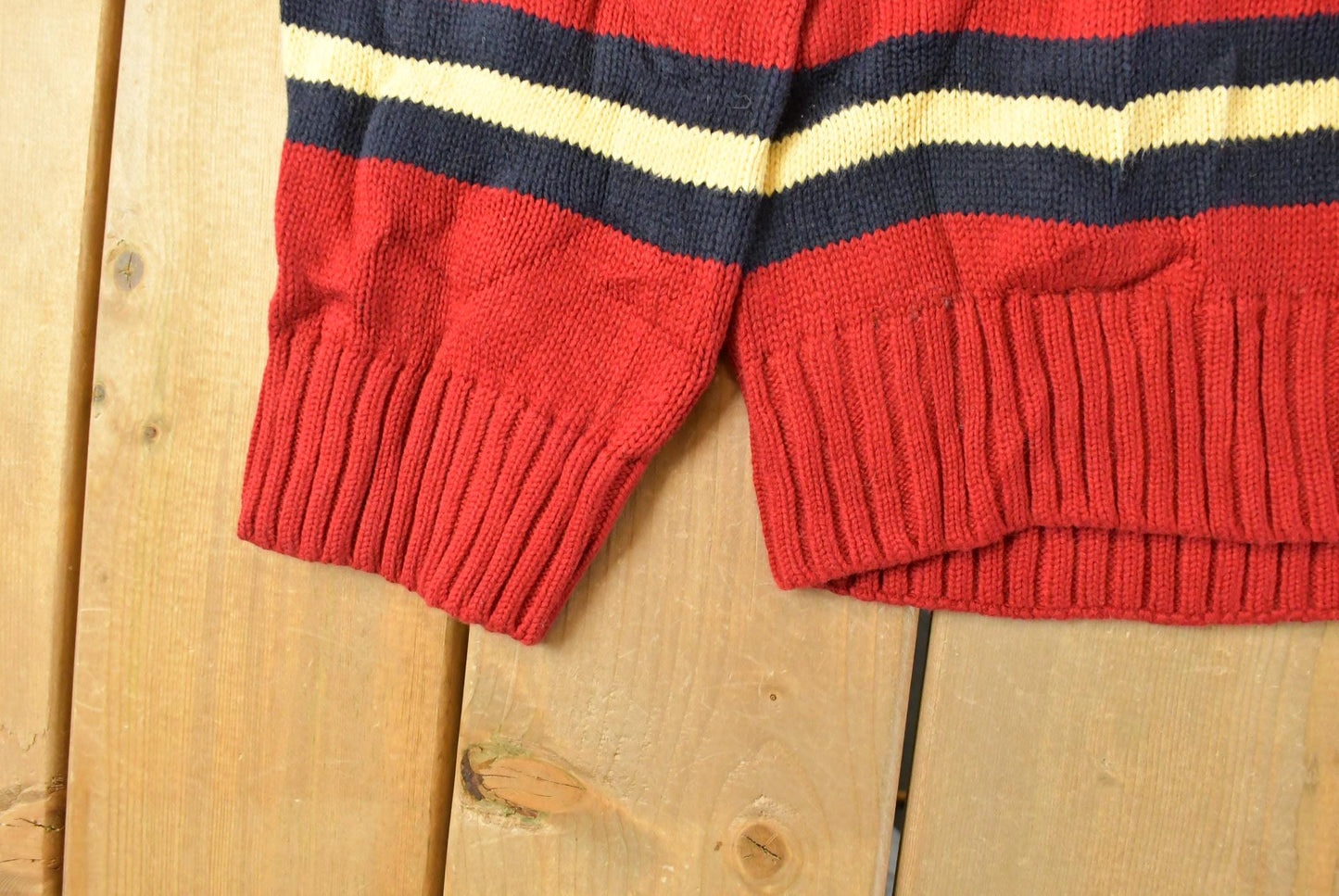 Vintage 2000s Tommy Hilfiger Embroidered Knit Sweater Men's XL from propervintagecanada