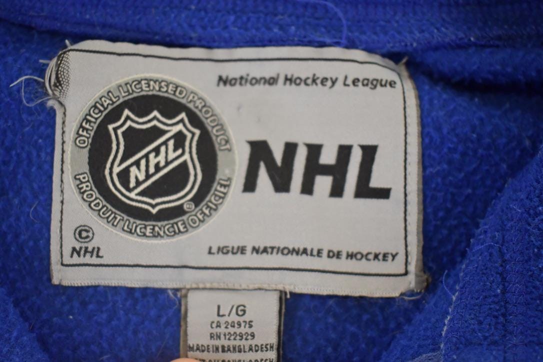 Vintage 2000s Toronto Maple Leafs Quarter Zip Fleece Sweatshirt Men's L from propervintagecanada