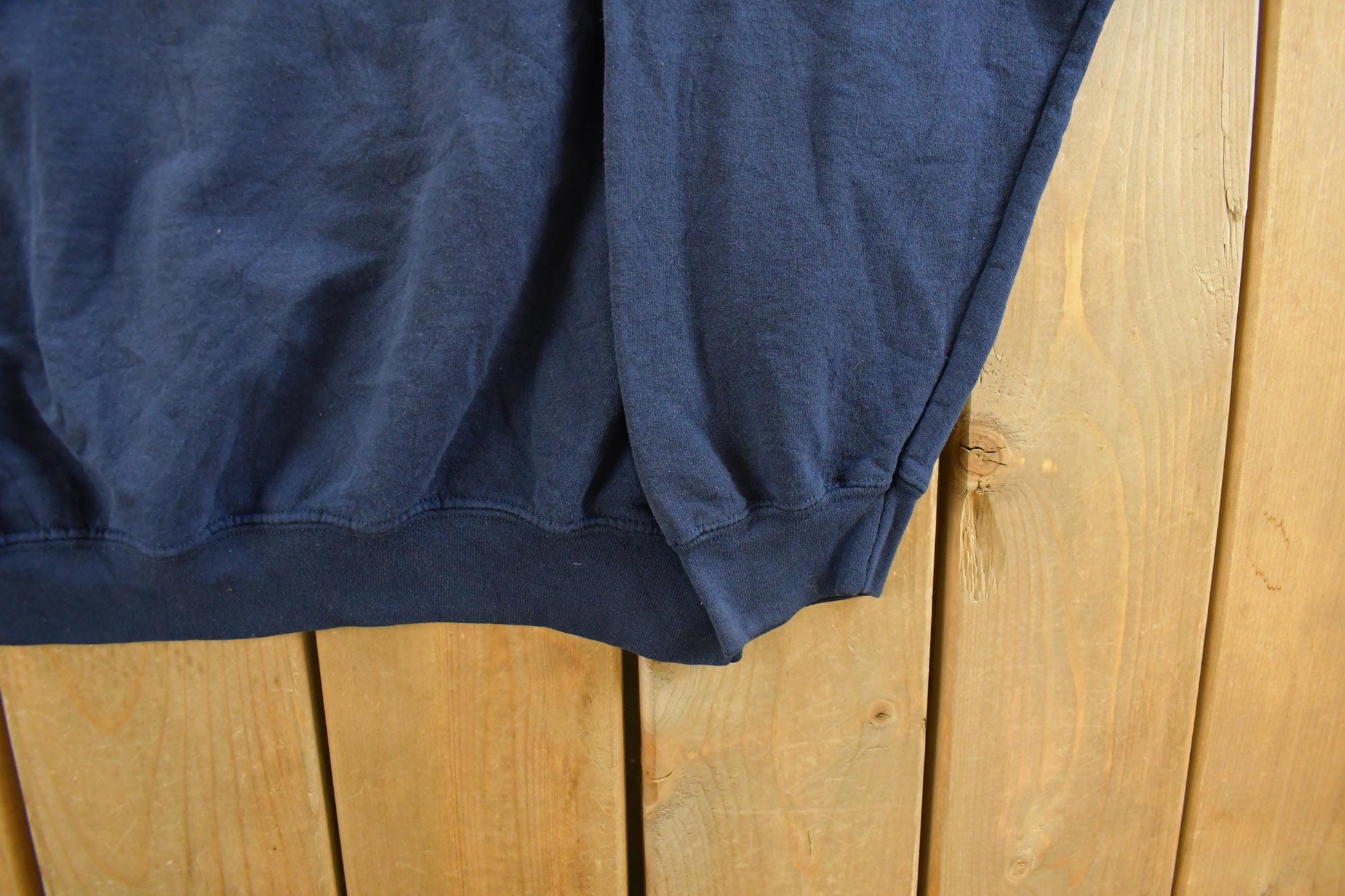 Vintage 2000s Trophey Fishing Theme Crewneck Sweatshirt Men's 2XL from propervintagecanada