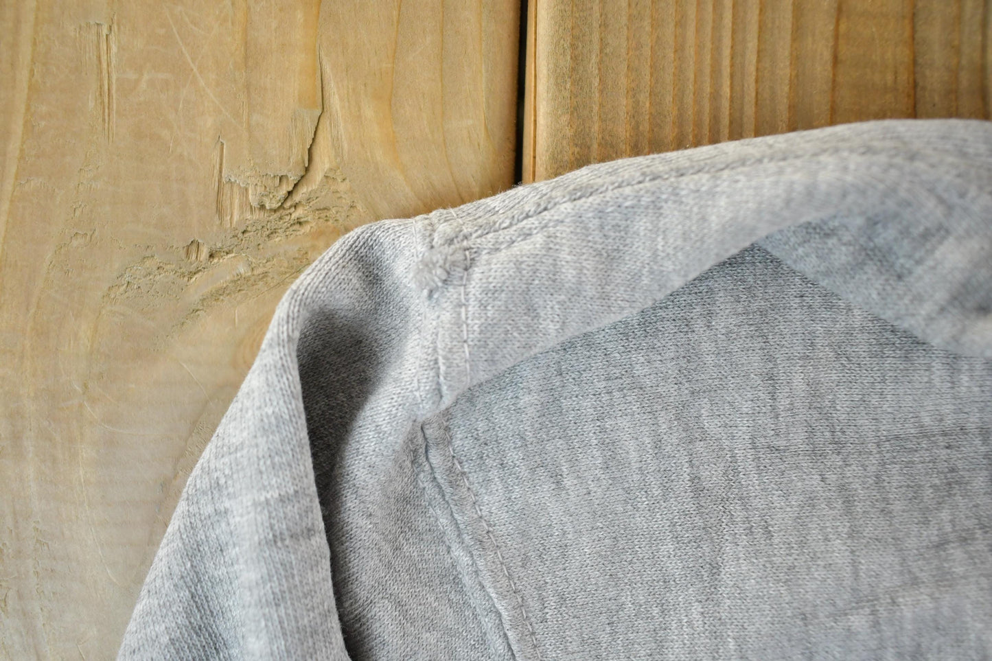 Vintage 2000s University of Minnesota Collegiate Hoodie Men's S from propervintagecanada