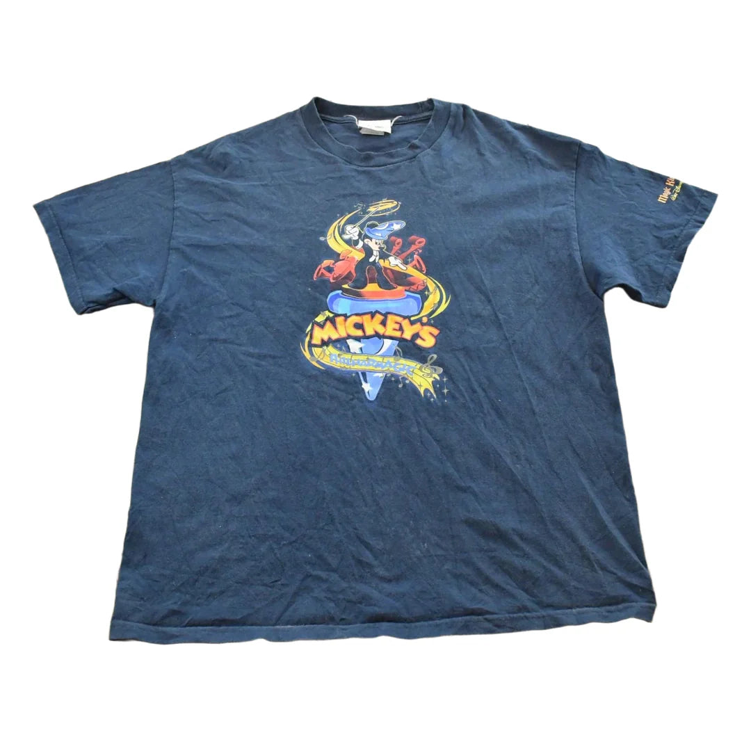 Vintage 2000s Walt Disney World Mickey Mouse T-Shirt Men's L from propervintagecanada