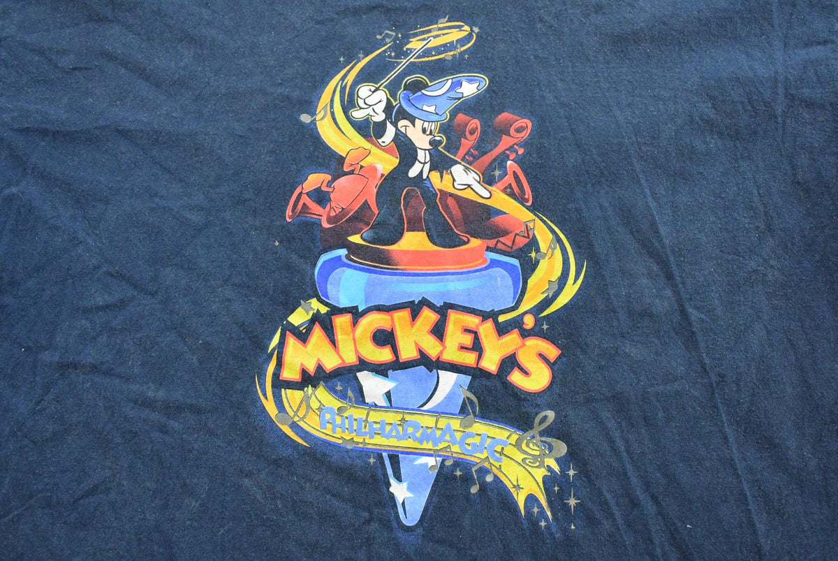 Vintage 2000s Walt Disney World Mickey Mouse T-Shirt Men's L from propervintagecanada