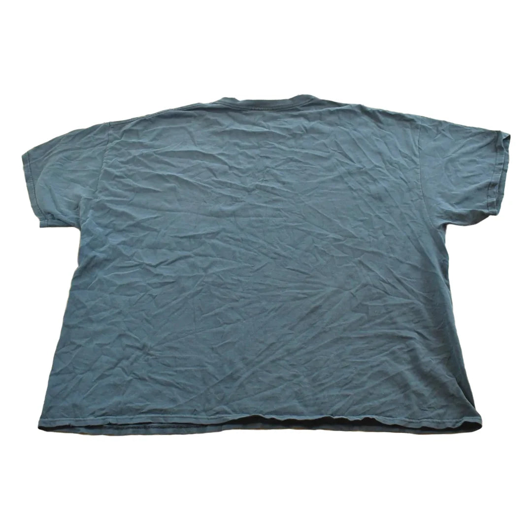 Vintage 2000s Wolf Moon Animal Graphic T-Shirt Mens 2XL from propervintagecanada