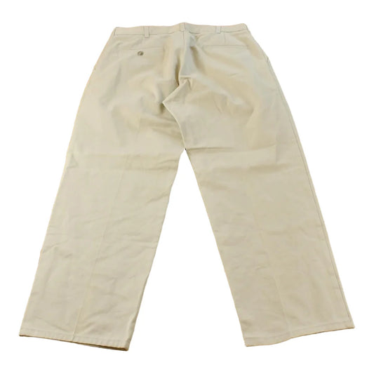 Vintage 2000s Wrangler Chino Pants Men's 34 x 28.5 from propervintagecanada