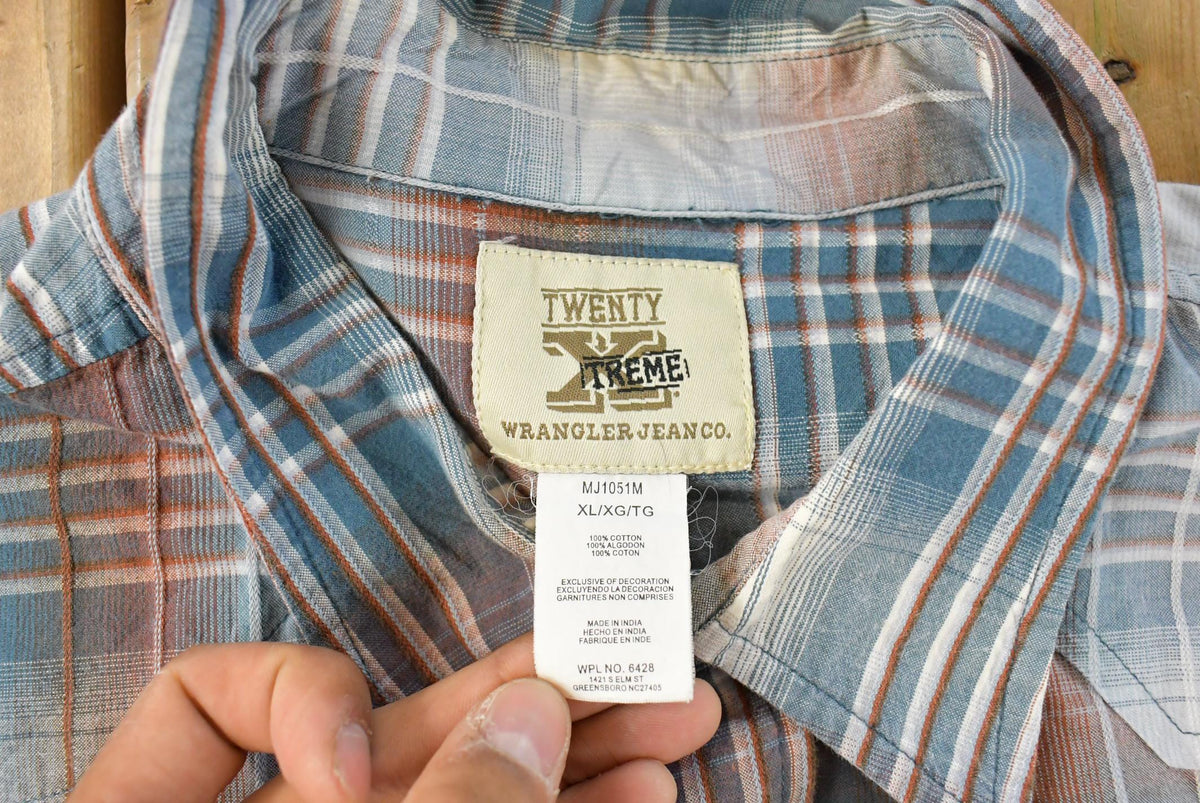 Vintage 2000s Wrangler Cowboy Cut Western Pearl Snap Shirt Men's XL from propervintagecanada