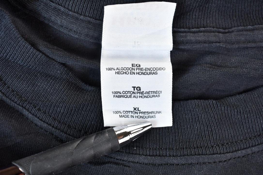 Vintage 2002 62nd Sturgis South Dakota Motor Classic Graphic T-Shirt Men's Large from propervintagecanada