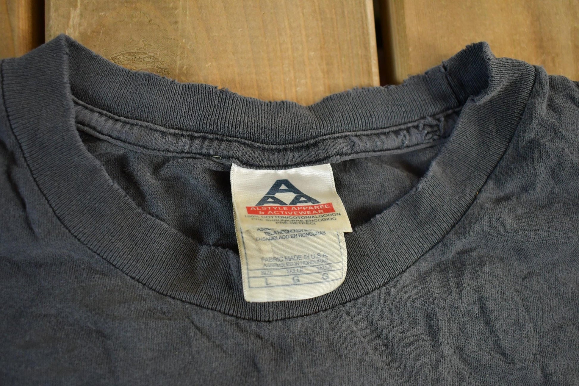 Vintage 2002 Bruce Springsteen The Rising Tour Band T-Shirt Men's Large from propervintagecanada