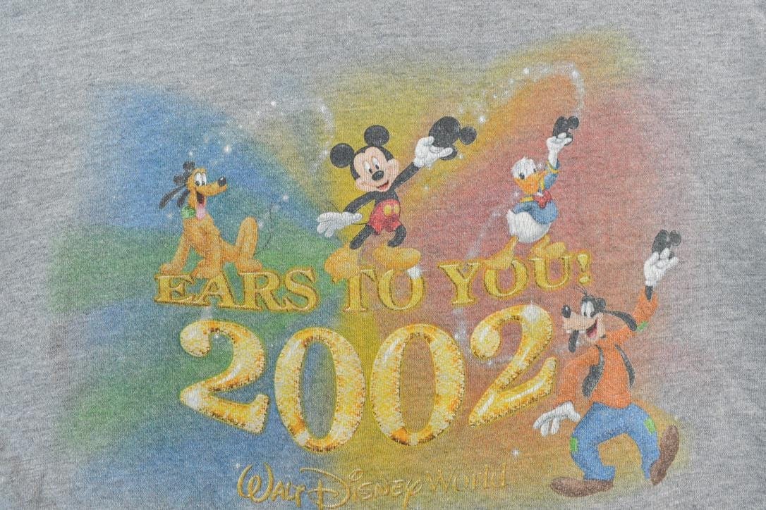 Vintage 2002 Walt Disney World Mickey Mouse Disney Crewneck Men's XL from propervintagecanada