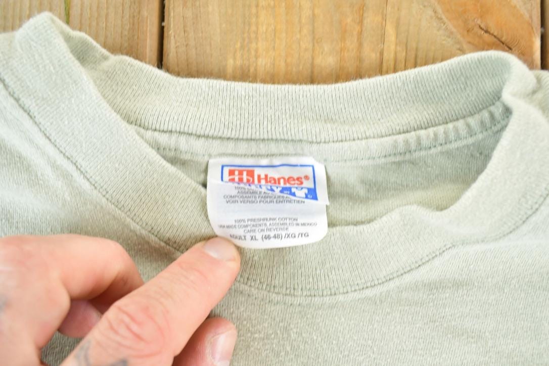 Vintage 2003 Snowshoe Shuffle Souvenir Crewneck Sweatshirt Men's XL from propervintagecanada