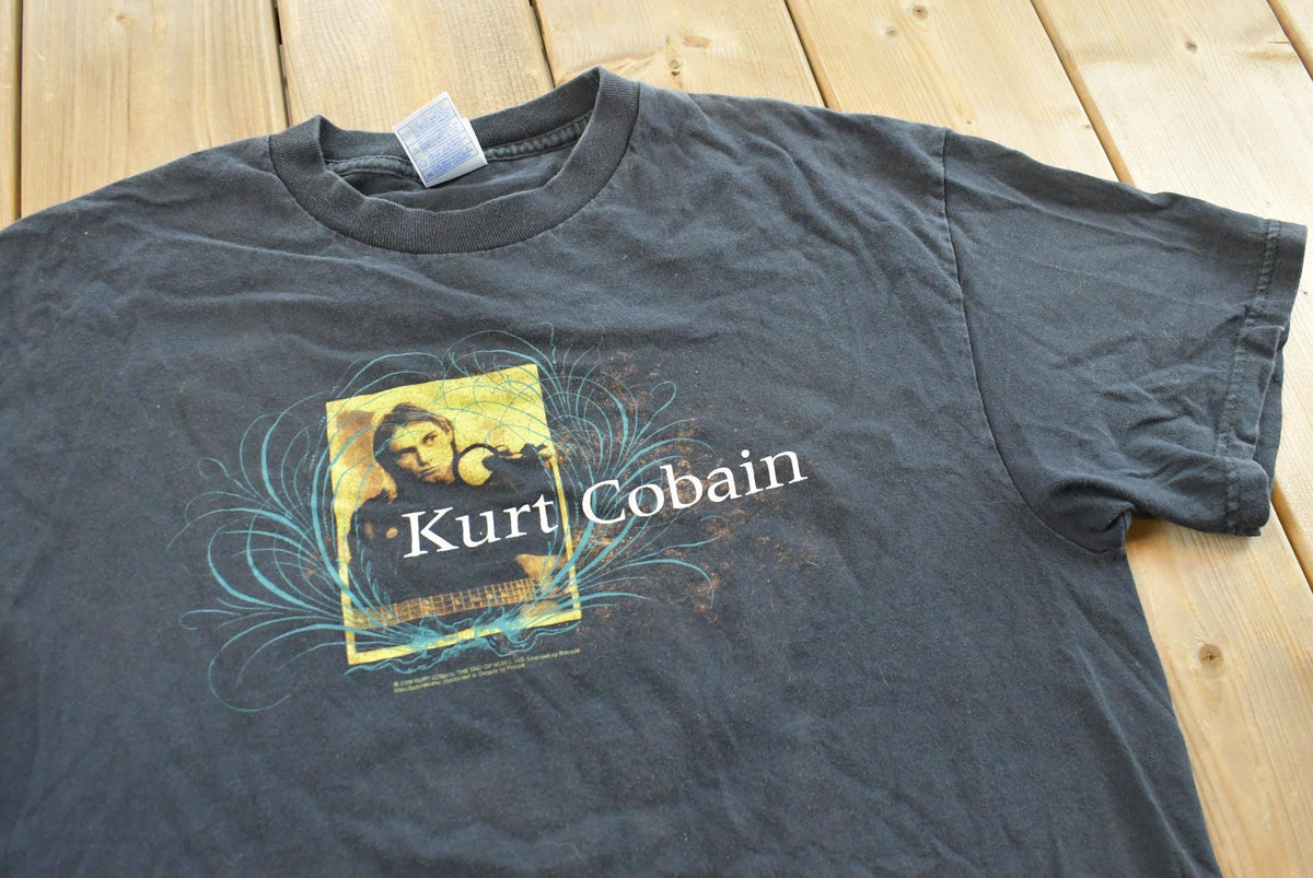Vintage 2005 Kurt Cobain Nirvana Graphic Band T-shirt Mens L from propervintagecanada