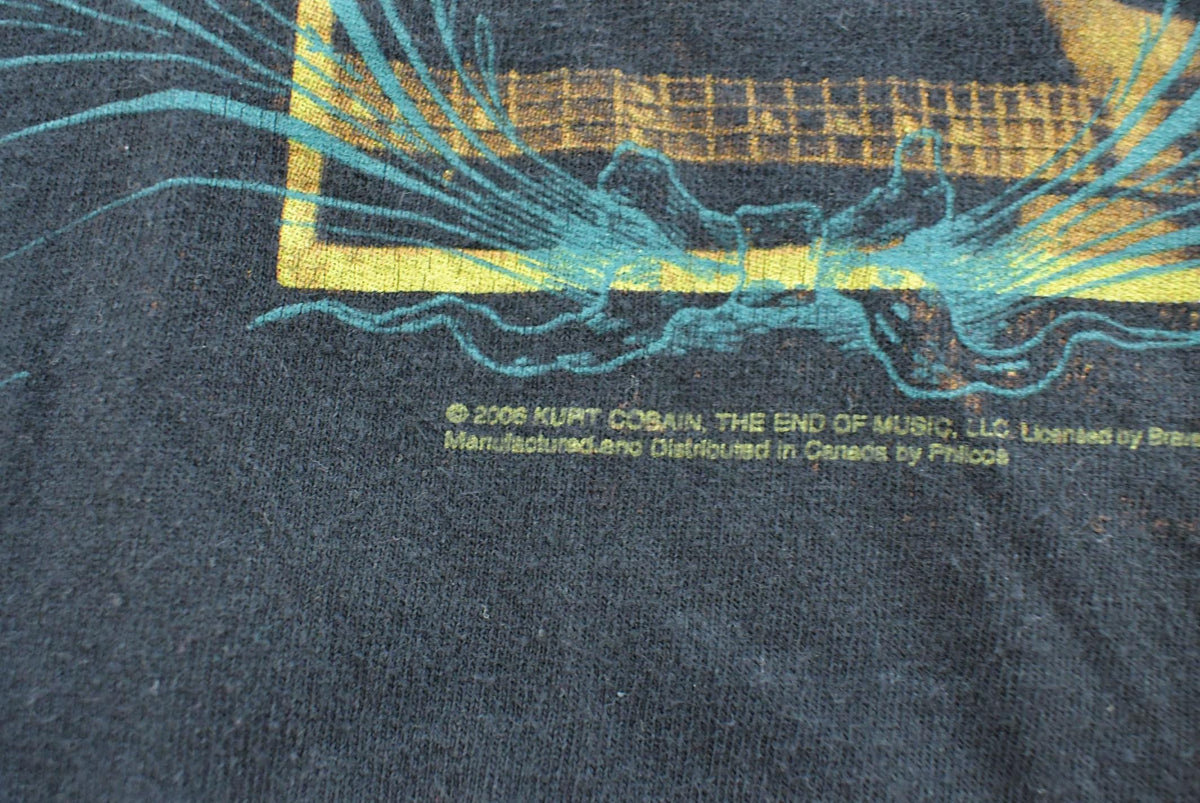 Vintage 2005 Kurt Cobain Nirvana Graphic Band T-shirt Mens L from propervintagecanada